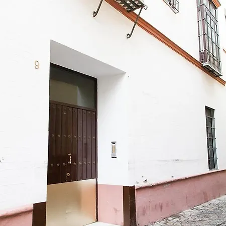 Isg Conde De Ibarra 9 Free Parking Seville